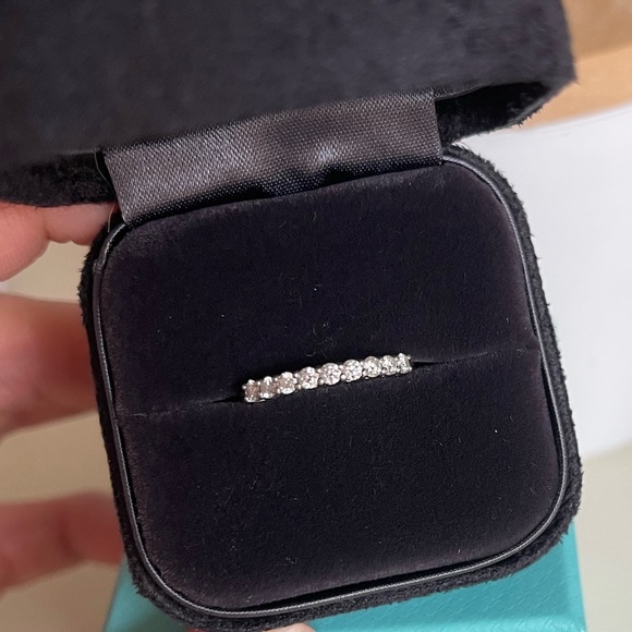 Tiffany Embrace Ring - Picture 2 of 5